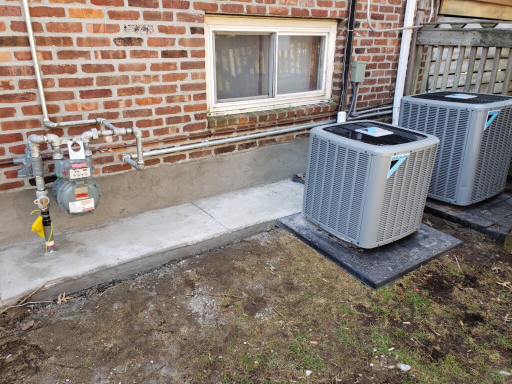 GAS METER AND CONDENSER 1 scaled